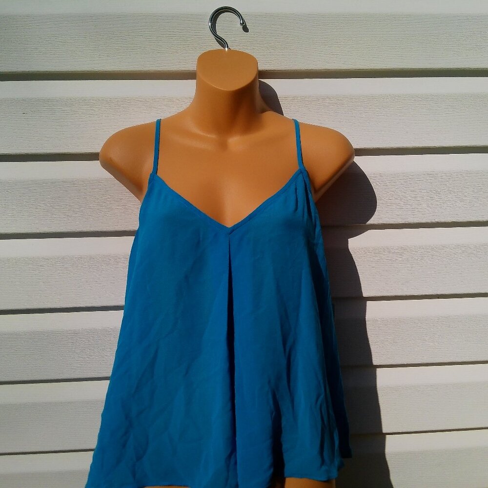 AMBAR TOP SIZE LARGE NEW COLOR BLUE
